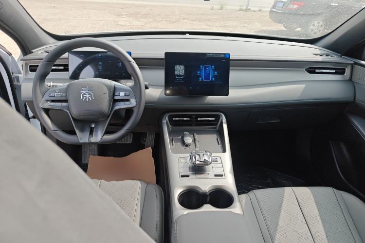 Used BYD Qin PLUS 2025 DM-i Smart Drive 55KM Leading Model
