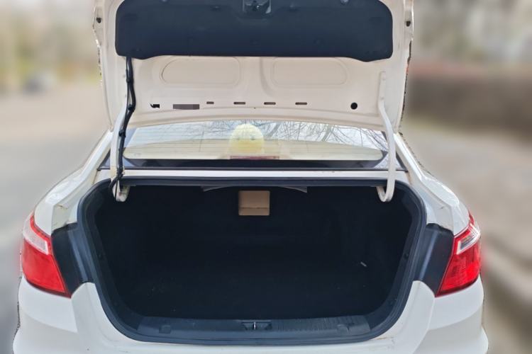 Used Changan Eado 2015 1.6L Manual Luxury Model China IV Standard