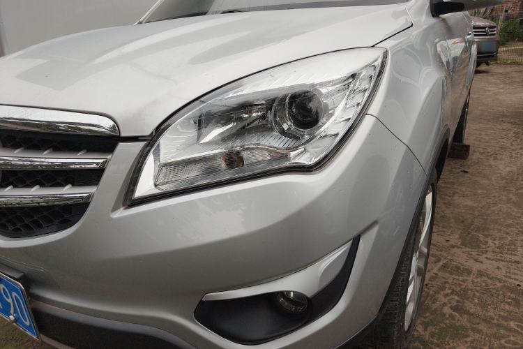 Used Changan CS35 2015 1.6L Automatic Luxury Model China IV Standard