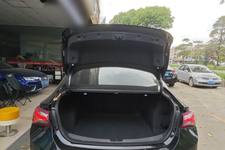 Used Chevrolet Malibu XL 2020 Redline 550T Automatic Sport Edition