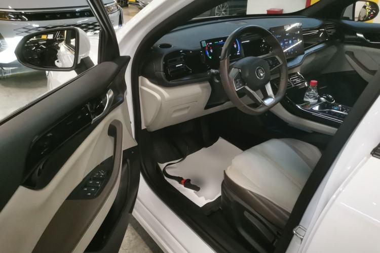 Used BYD Qin PLUS 2024 HONOR Edition DM-i 55KM Leading Model
