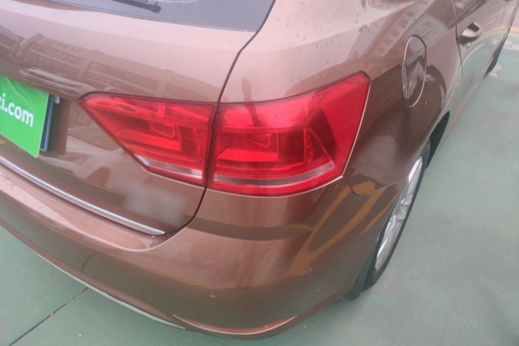 Used Volkswagen Gran Lavida 2015 230TSI DSG Comfort Edition
