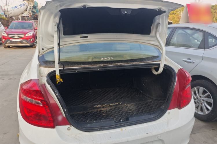 Used Chery E3 2013 1.5L Manual ZhiShang Model
