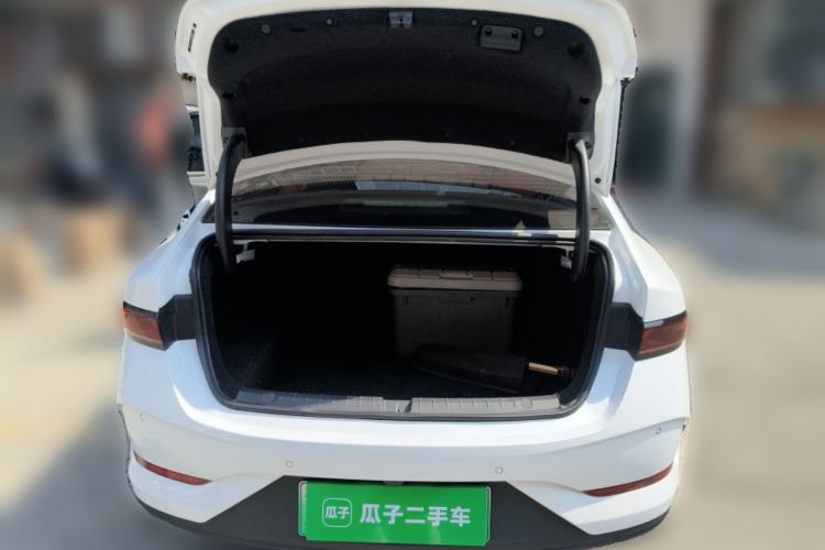 Used BYD Qin PLUS 2025 DM-i Smart Drive 55KM Leading Model
