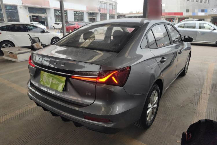 Used Roewe i5 2026 Model 1.5L Manual Comfort Version