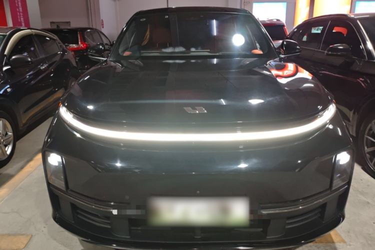Used Li Auto L7 2023 Air model
