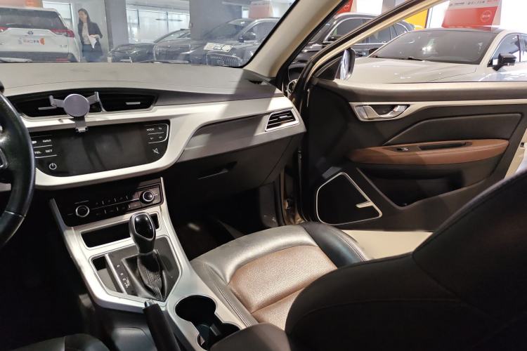 Used Geely Auto Vision 2018 1.5L Automatic Prestige Model Interior 2