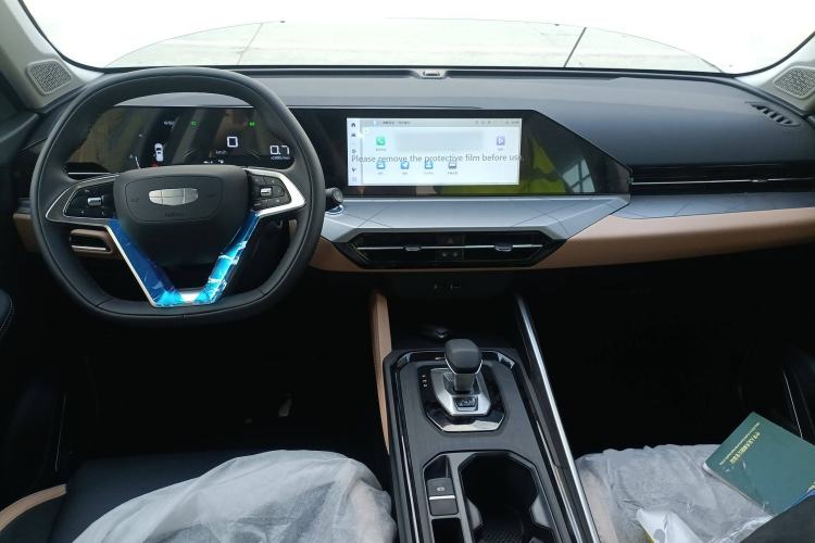 Used Geely Auto Haoyue PRO 2025 1.5T DCT Zongheng + New Year Supreme Edition