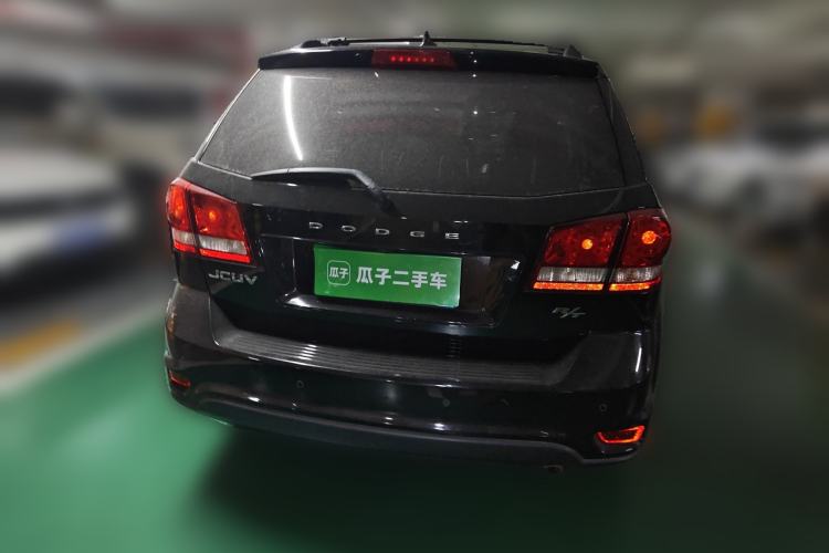 Used Dodge Journey 2013 2.4L Two-Wheel Drive Luxury Version