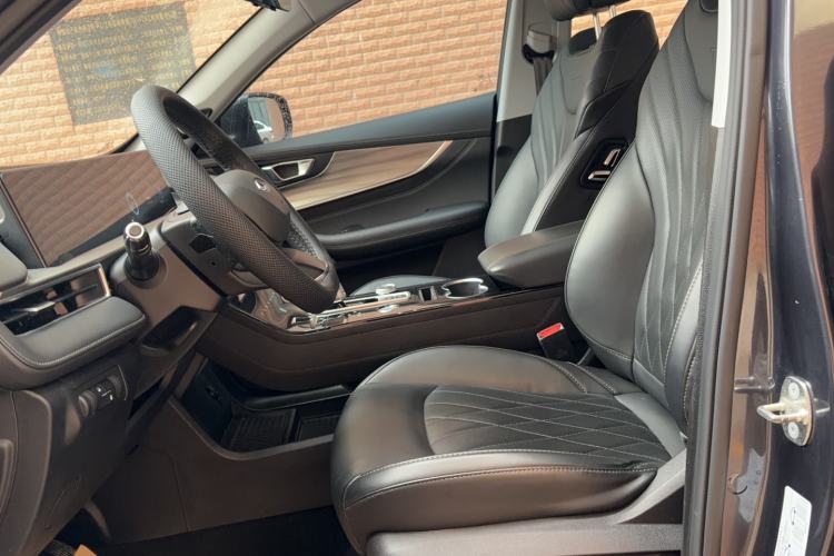 Used Chery Tiggo 8 PLUS Kunpeng e+ 2022 PHEV 1.5T WindStyle e+