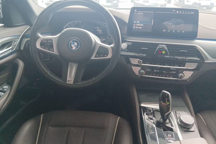 Used BMW 5 Series New Energy 2022 535Le M Sport Package Steering Wheel
