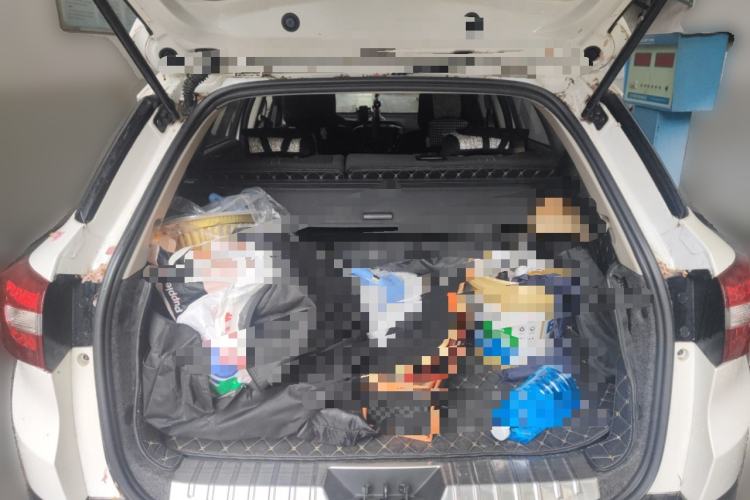 Used Dongfeng Aeolus AX3 2016 1.5L Automatic Zunku Model
