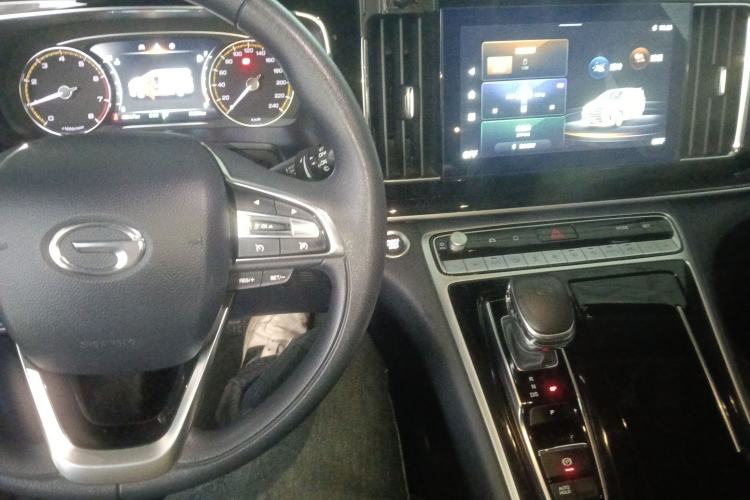 Used GAC Trumpchi M8 2023 Lingxiu Series 390T Luxury Edition Center Console