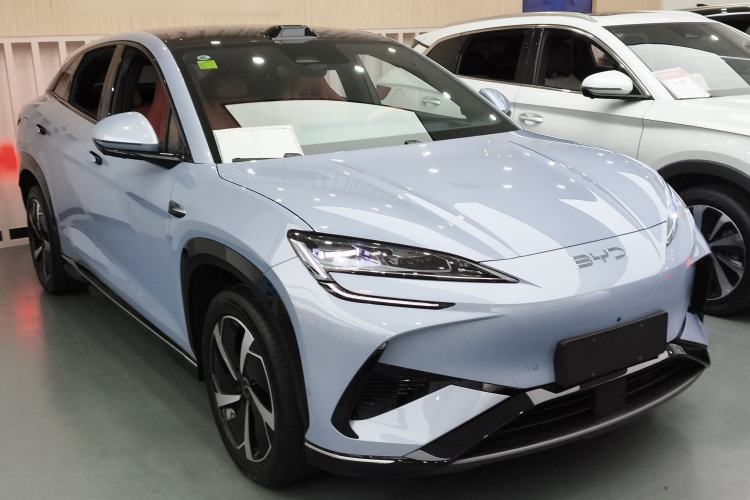 Used BYD Sealion 07 EV 2025 610 Intelligent Driving Edition Front Right 45 Deg