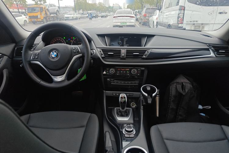 Used BMW X1 2015 sDrive18i Leading Edition