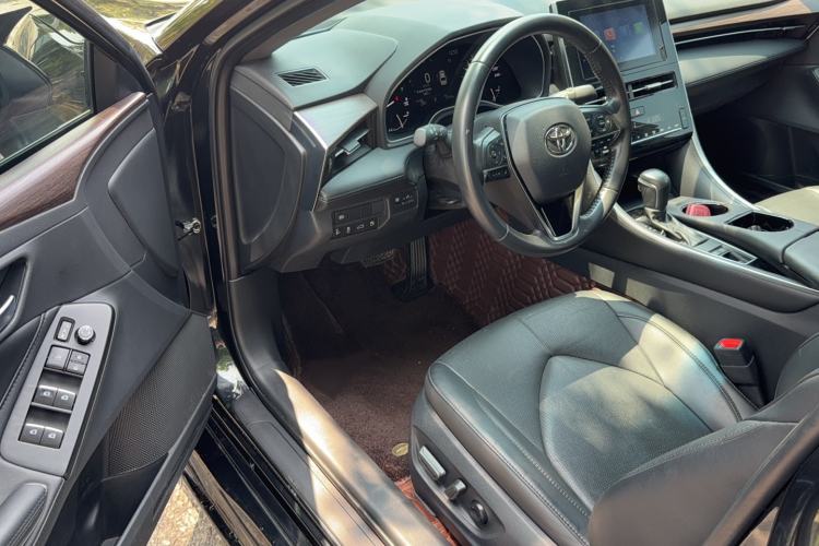 Used Toyota Avalon 2023 2.0L Premium Edition