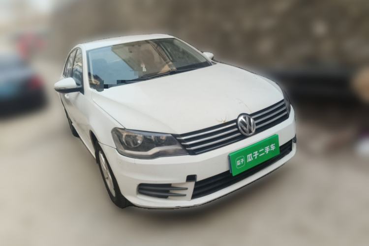 Used Volkswagen Bora 2014 1.6L Manual Fashion Edition Front Right 45 Deg