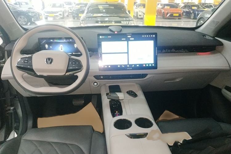 Used Changan UNI-Z New Energy 2024 Blue Whale Smart Electric iDD 125km Excellence Model