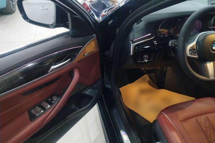 Used BMW 5 Series 2022 Restyled 525Li M Sport Package
