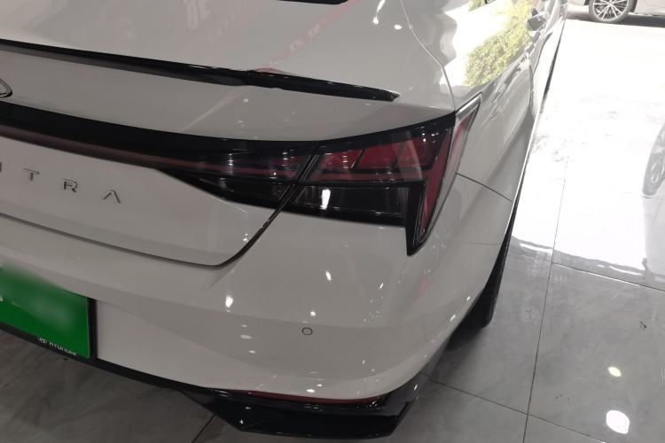 Used Hyundai Elantra 2022 1.5L CVT LUX Prestige Edition
