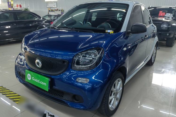 Used smart forfour 2016 1.0L 52 kW Dynamic Edition