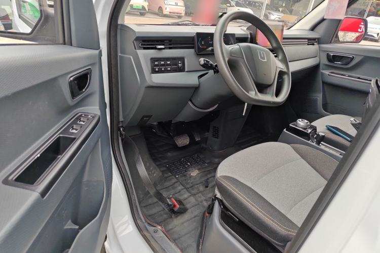 Used Farizon Xingxiang V 2024 Star Enjoy V6E Feature Edition Zhixin 46.08 kWh
