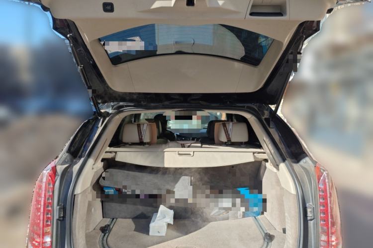 Used Cadillac SRX 2010 3.0L Luxury Edition Trunk