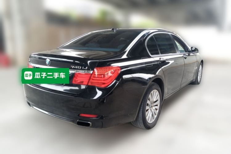 Used BMW 7 Series 2009 740Li Luxury Model Rear Right 45 Deg