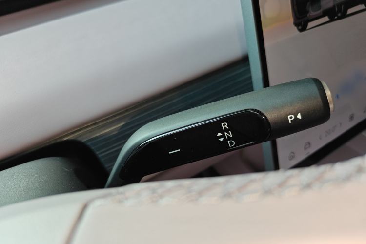 Used ONVO L60 2024 60 kWh Rear-Drive Version