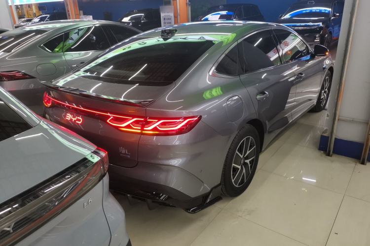 Used BYD Qin L 2025 DM-i Smart Drive 120KM Leading Model