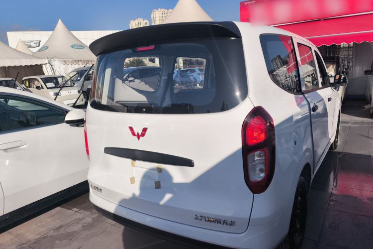Used Wuling Hongguang New Energy 2025 Extended-Range Hybrid 50 km Standard Version
