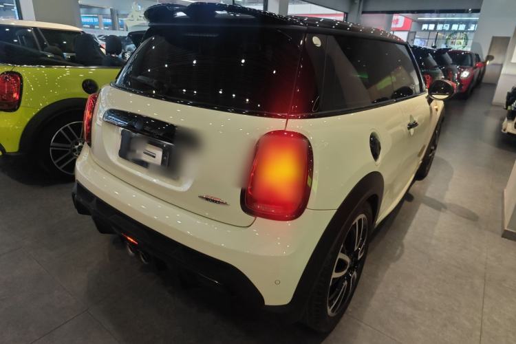 Used MINI JCW 2023 2.0T JOHN COOPER WORKS Pat Moss Commemorative Edition Rear Right 45 Deg