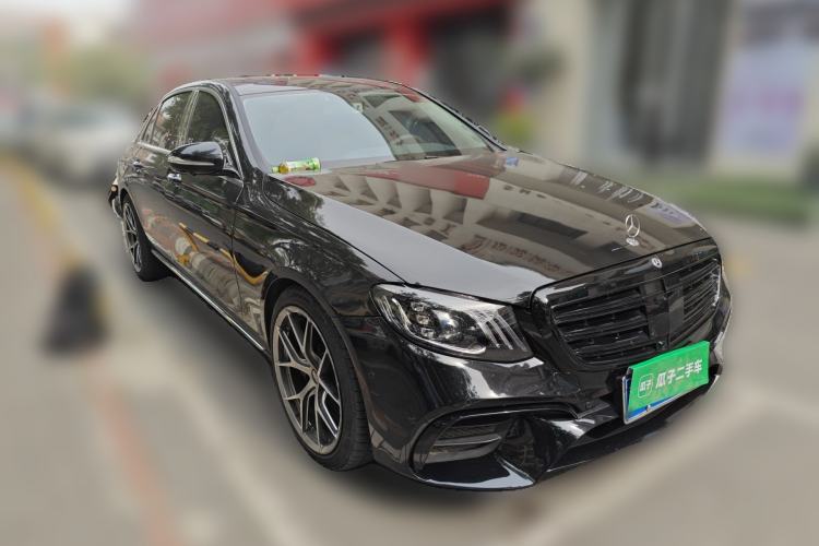 Used Mercedes-Benz E-Class 2019 Restyled E 300 L Luxury Edition Front Right 45 Deg