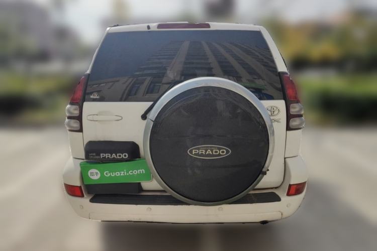 Used Toyota Prado 2004 GX 2.7 Automatic Model
