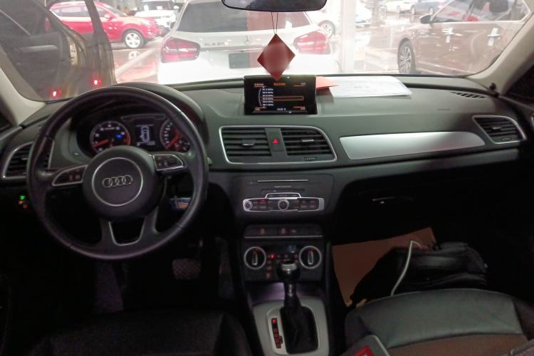 Used Audi Q3 2018 30th Anniversary Edition 35 TFSI Fashion Model
