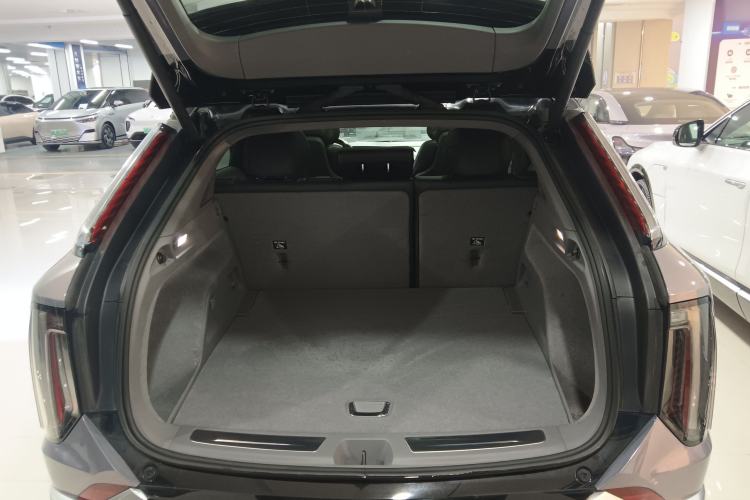 Used Cadillac OPTIQ 2024 Four-Wheel Drive Long-Range Version