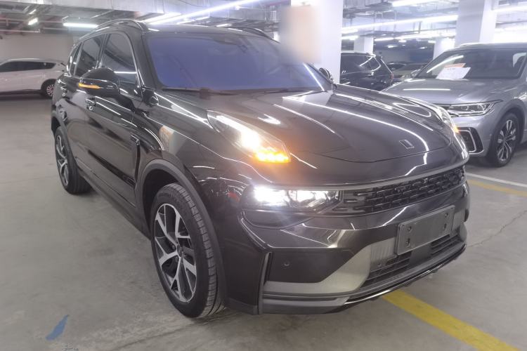 Used Lynk & Co 01 2021 2.0TD Four-Wheel Drive Hype-Halo Front Right 45 Deg