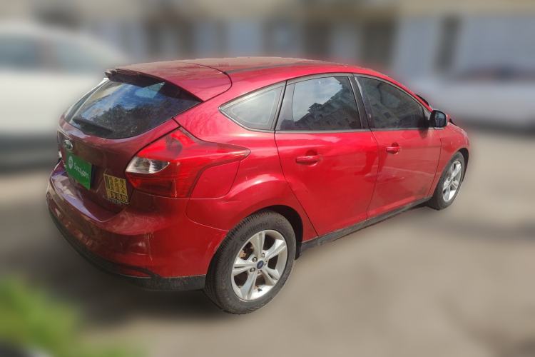 Used Ford Focus 2012 Hatchback 1.6L Manual Fashion Edition
