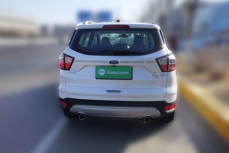 Used Ford Kuga 2018 EcoBoost 180 Two-Wheel-Drive Platinum Edition
