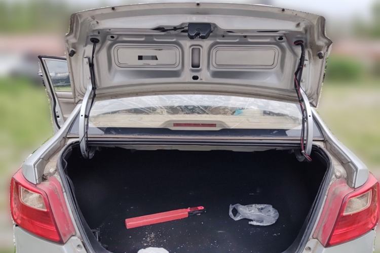 Used CHANGAN Alsvin V3 2012 1.3L Manual Comfort Version China IV Standard
