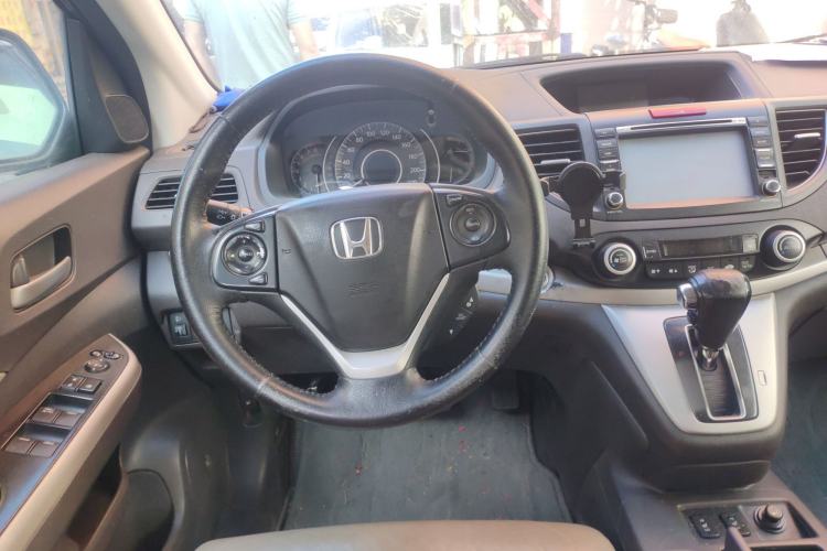 Used Honda CR-V 2013 2.4L four-wheel drive luxury version