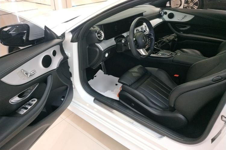 Used Mercedes-Benz E-Class 2023 E 260 Coupe
