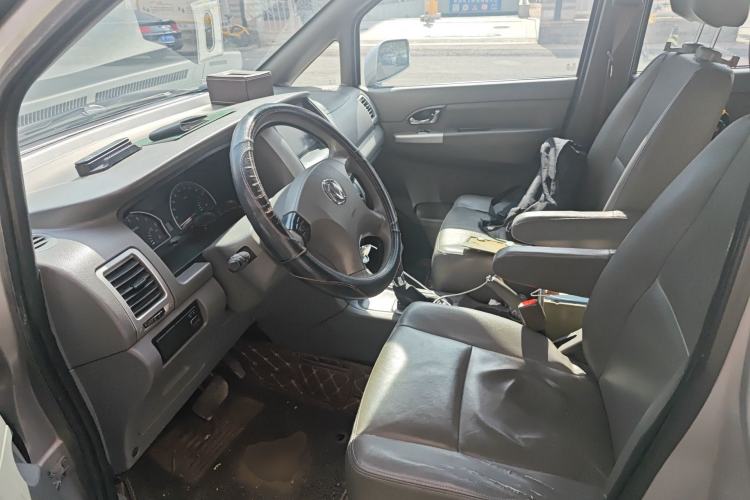 Used Dongfeng Shuaike 2012 2.0L Automatic Flagship 7-Seater
