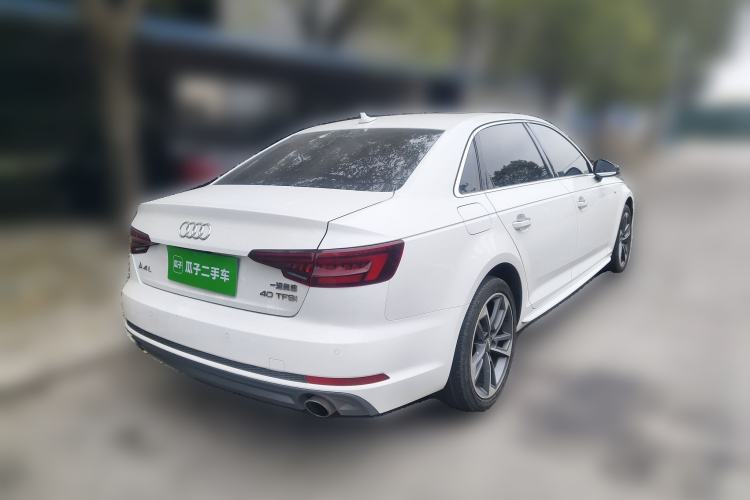 Used Audi A4L 2018 30th Anniversary Edition 40 TFSI Fashion Model
