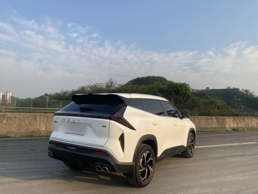 Geely Auto Emgrand X7 Sport 2023 Boyue COOL 1.5TD Smart Connect+ — снимка 6