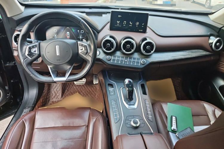 Used Wey VV7 2019 Upgraded Model 2.0T Flagship Version China VI Interior 2