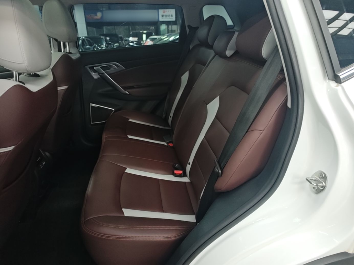 Geely Auto Emgrand X7 Sport 2022 1.8TD DCT Zhiya Trim — снимка 20