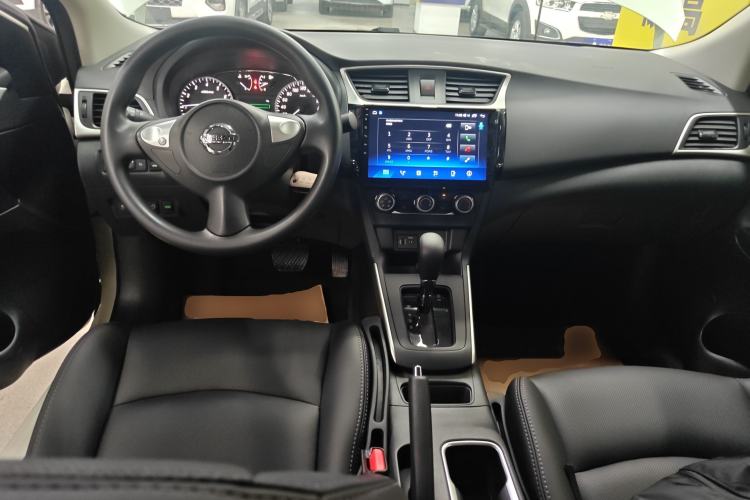 Used Nissan Sylphy 2022 Classic 1.6XE CVT Comfort Edition Center Console