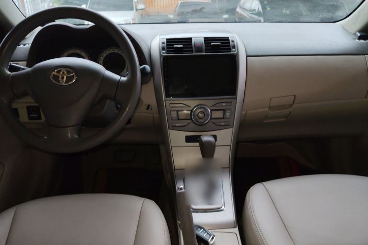 Used Toyota Corolla 2008 1.8L Automatic GL-i Sunroof Special Edition Center Console
