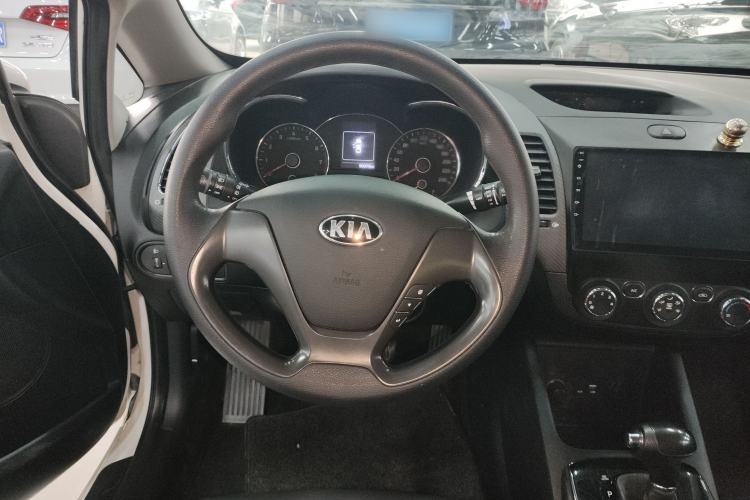 Used Kia K3 2016 1.6L Automatic GL Steering Wheel